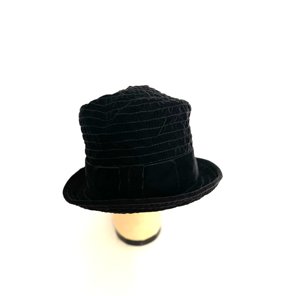 JACQUES LE CORRE PARIS BLACK VELVET HAT SIZE M, NEW WITH TAGS, MADE IN FRANCE main image 4